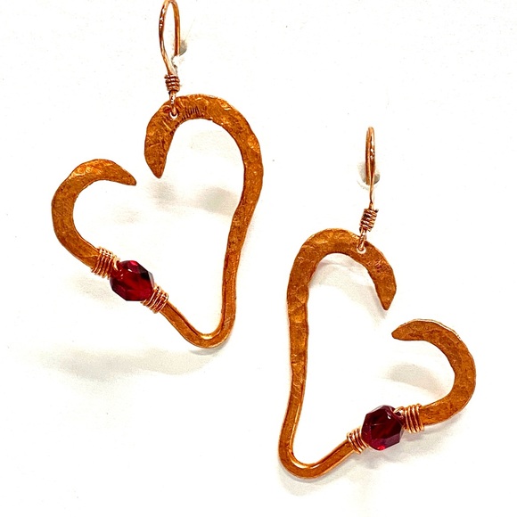 HANDCRAFTED Pure Copper Handwrapped and Hammered Statement Heart Dangle Earrings - Picture 9 of 10